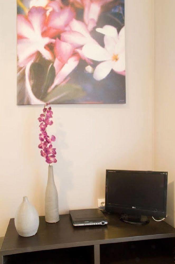 Apartament Barcelonaguest Zewnętrze zdjęcie